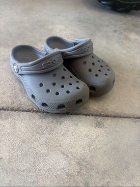 CROCS Kids' Classic Clog - Gray